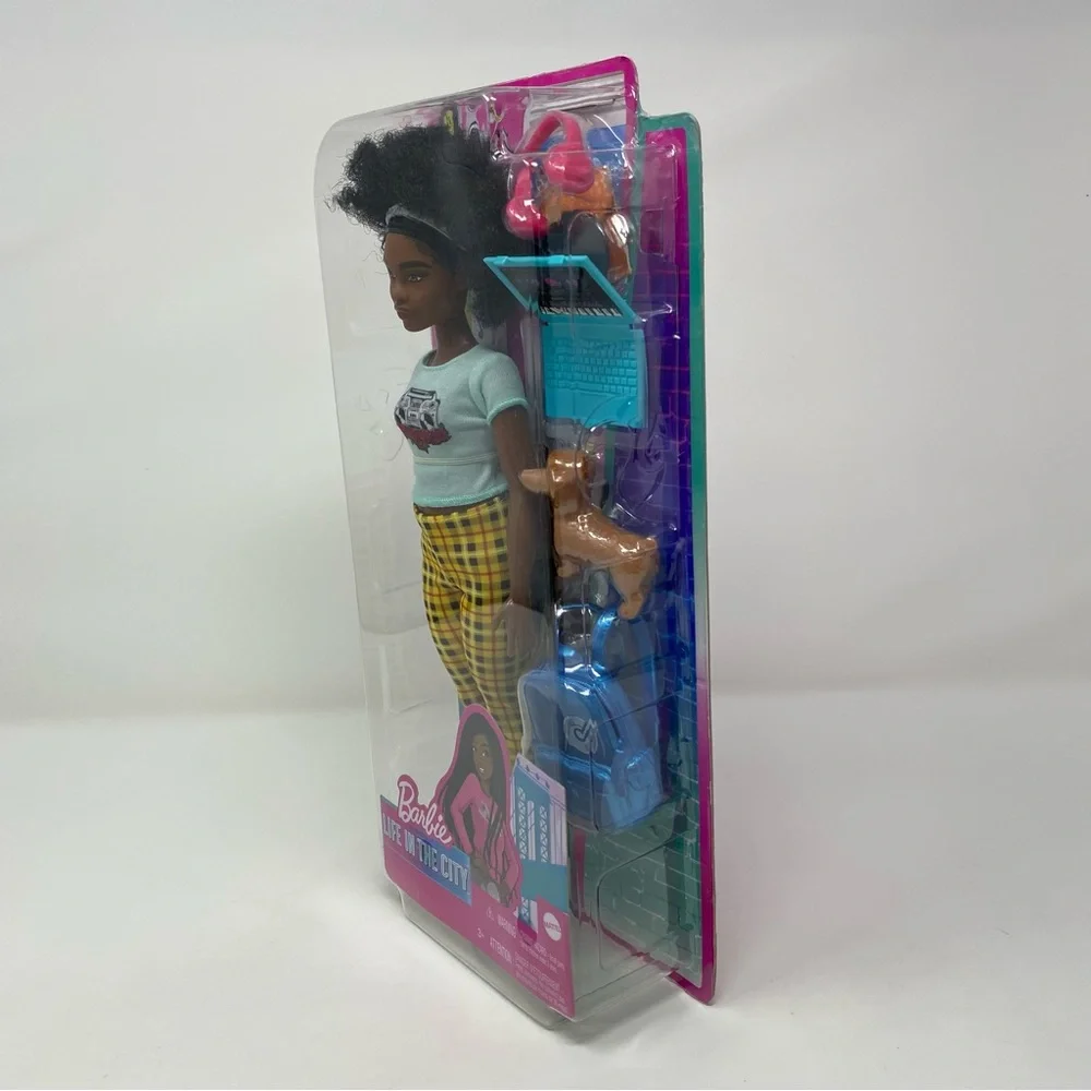 Mattel Barbie Life in the City “Brooklyn” Roberts‎ - Lyla plus pet NEW